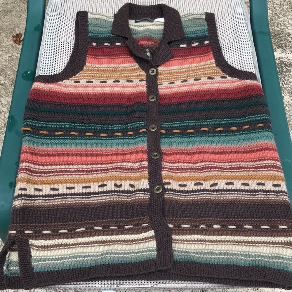 Aztec Design Vest - Picture 3 of 5